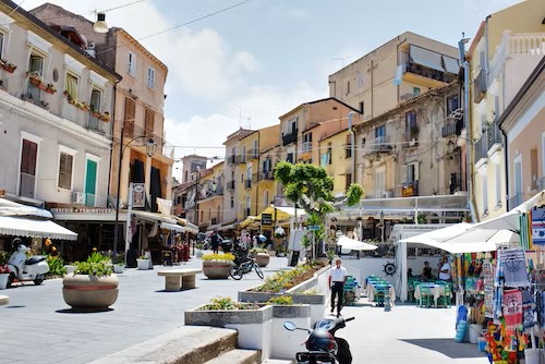 Calabria tra borghi e due mari · 5 giorni / 4 notti